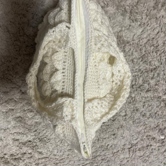 New Crochet handbag - Picture 8 of 11